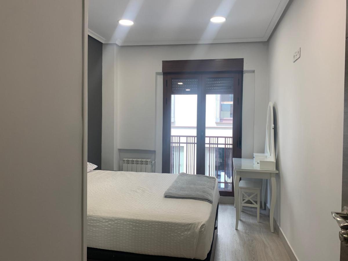Apartamento Deluxe, 4 Habitaciones, Parking Madrid Exterior foto