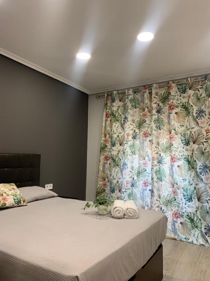 Apartamento Deluxe, 4 Habitaciones, Parking Madrid Exterior foto